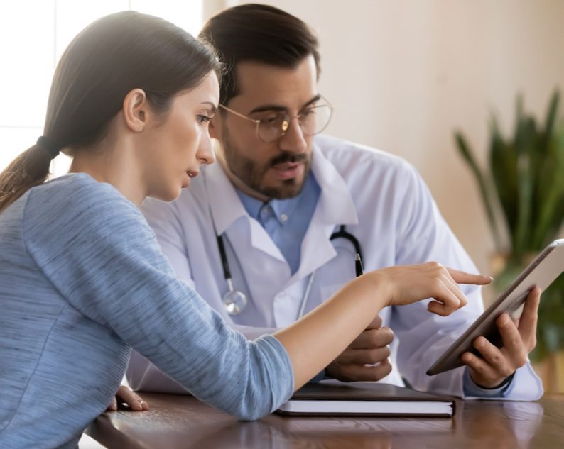 Saiba por que você deve investir no gerenciamento de registros médicos